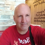 Bruce Dribbon angol tanár