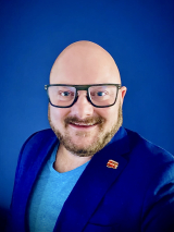 Szépvölgyi Krisztián angol tanár
